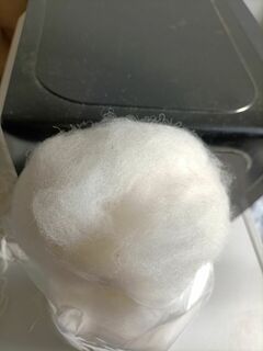White Carded alpaca fibre by Guinevere
